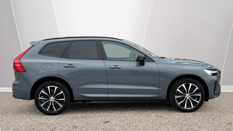 Volvo XC60 2.0 B5P Ultimate Dark 5dr AWD Geartronic Petrol Estate